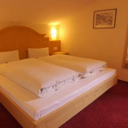 Garni Larcherhof Hotel apartamentowy Mayrhofen