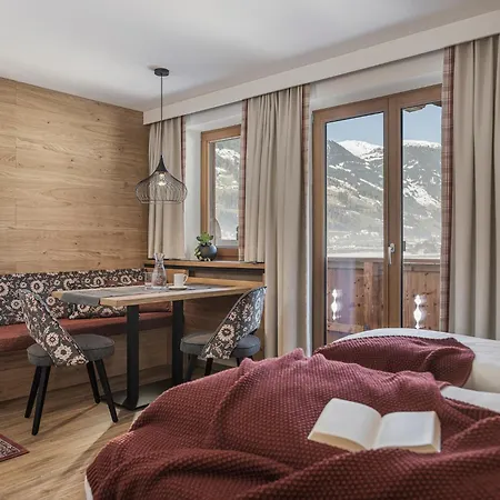 Garni Larcherhof Apartmanhotel Mayrhofen