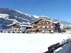 Garni Larcherhof Hotel apartamentowy Mayrhofen