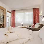 Garni Larcherhof Майрхофен