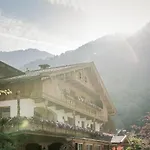 Garni Larcherhof 3* Майрхофен