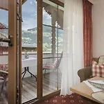 Garni Larcherhof Апарт-отель