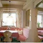 Garni Larcherhof 아파트호텔 3*