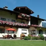 Garni Larcherhof 아파트호텔