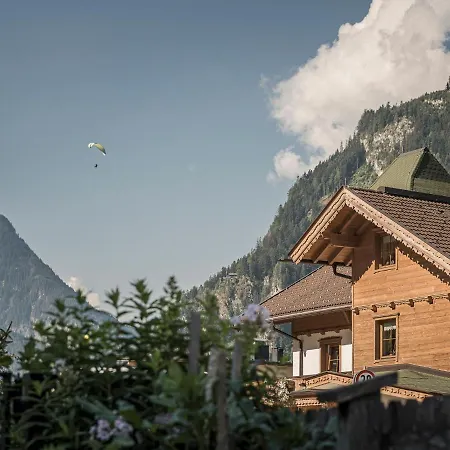 Ξενοδοχείο με διαμερίσματα Garni Larcherhof