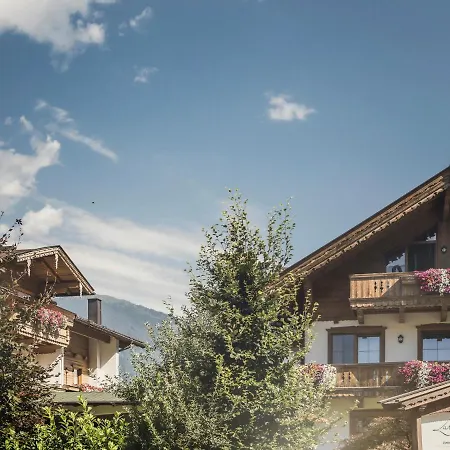 Ξενοδοχείο με διαμερίσματα Garni Larcherhof Mayrhofen